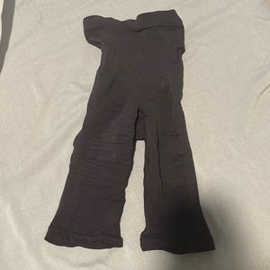 Skims Sculpting Short Above the Knee